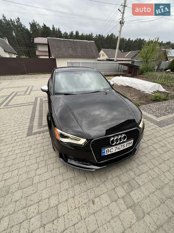 Седан Audi A3 2015 в Львове