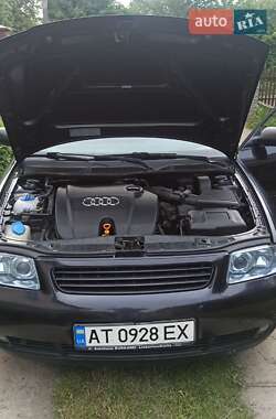Хэтчбек Audi A3 2001 в 