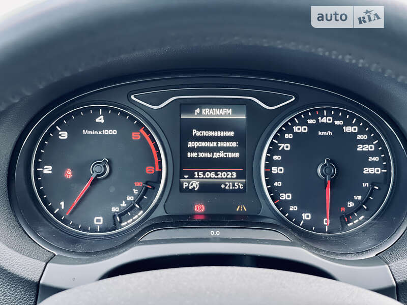 Хэтчбек Audi A3 2015 в Одессе