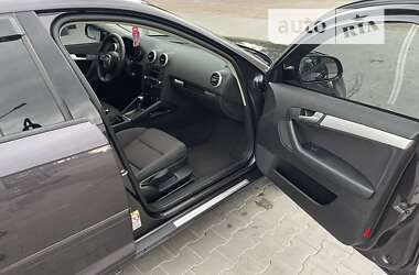 Хэтчбек Audi A3 2011 в Сарнах