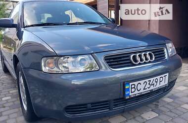 Хетчбек Audi A3 2002 в Ходореві