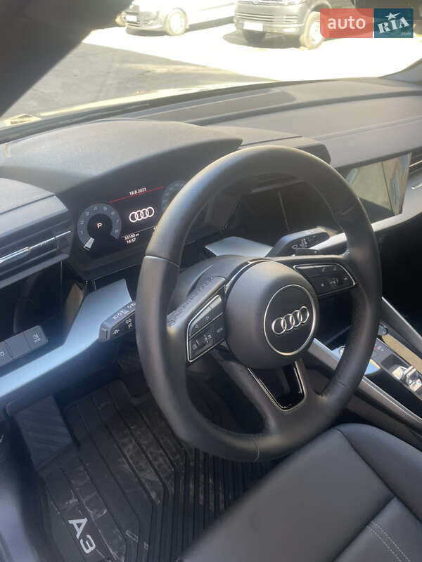 Седан Audi A3 2021 в Киеве