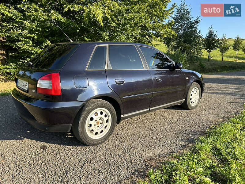 Хэтчбек Audi A3 2003 в Болехове