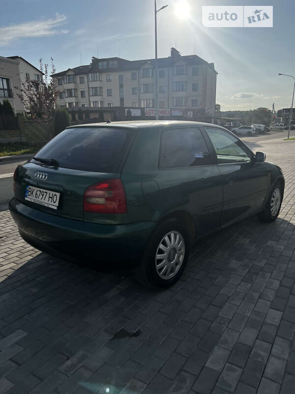 Хэтчбек Audi A3 1998 в Ровно