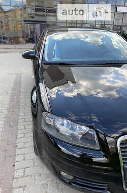 Хэтчбек Audi A3 2007 в 