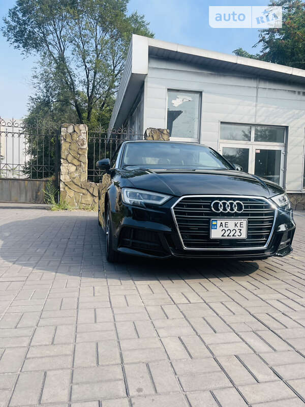 Кабриолет Audi A3 2018 в Каменском фото 2 Кабриолет Audi A3 2018 в Каменском