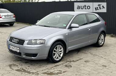 Хэтчбек Audi A3 2005 в 