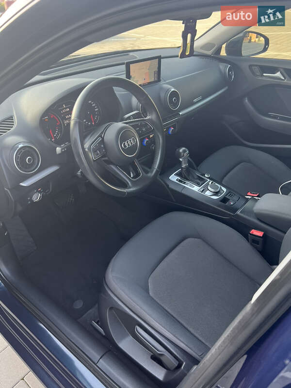 Хетчбек Audi A3 2019 в Вінниці
