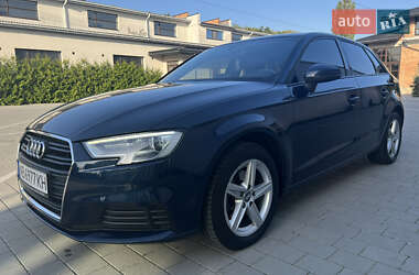 Хэтчбек Audi A3 2019 в Виннице