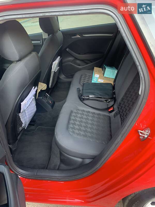 Хэтчбек Audi A3 2013 в Киеве