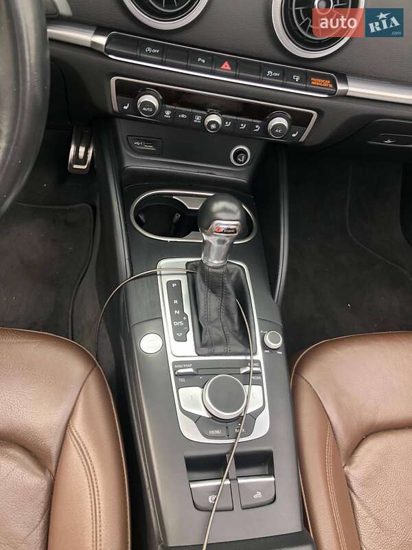 Кабриолет Audi A3 2017 в Киеве