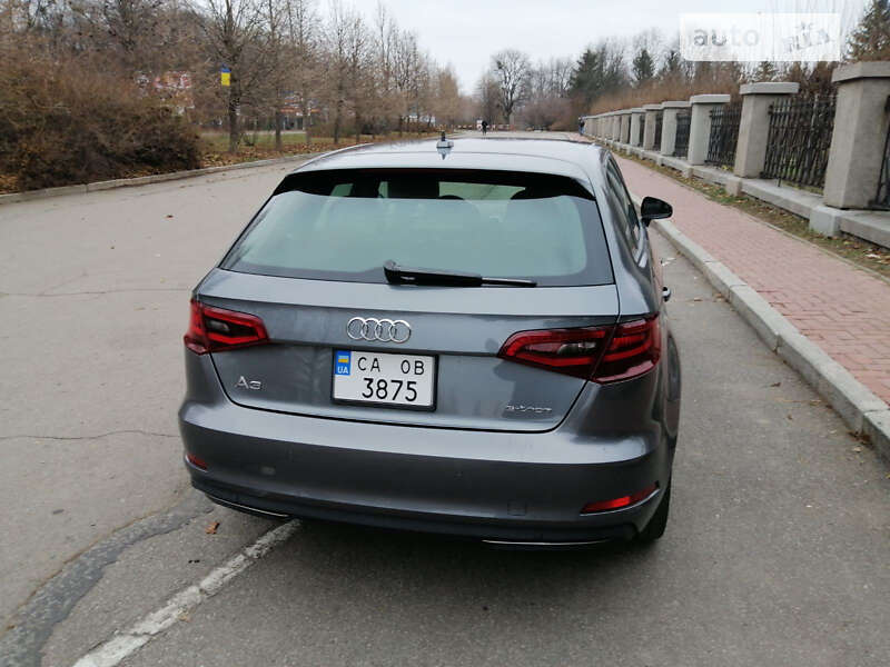 Хэтчбек Audi A3 2015 в Умани