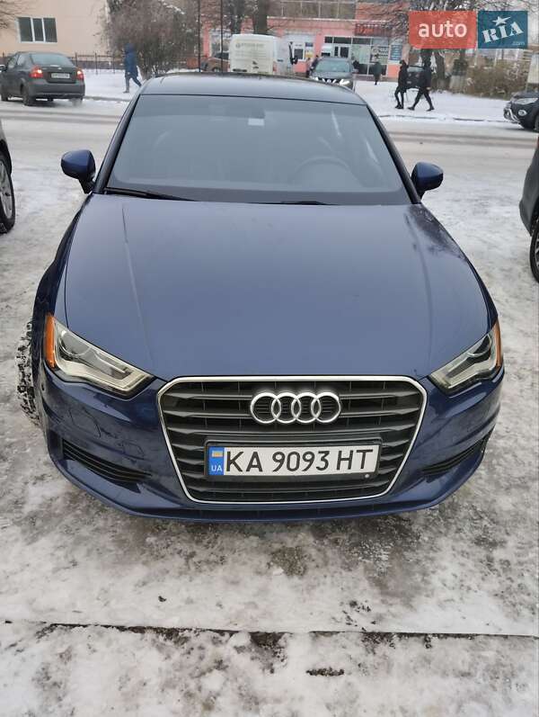 Седан Audi A3 2014 в Попельне