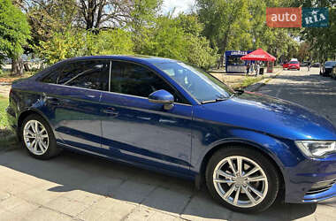 Седан Audi A3 2015 в Запорожье