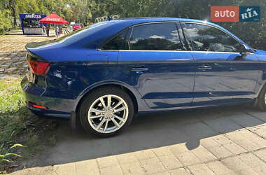 Седан Audi A3 2015 в Запорожье