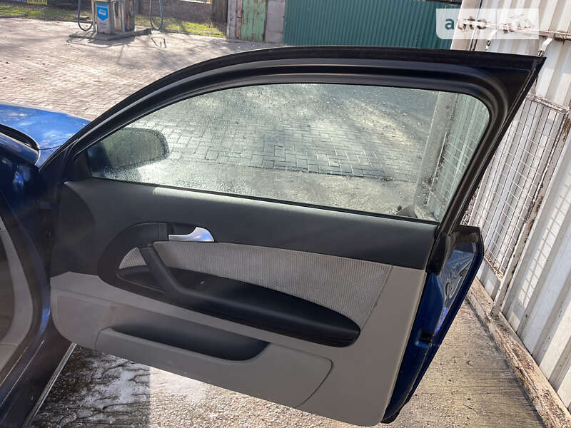 Хэтчбек Audi A3 2003 в Запорожье