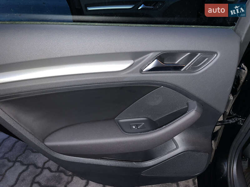 Хэтчбек Audi A3 2017 в Черкассах