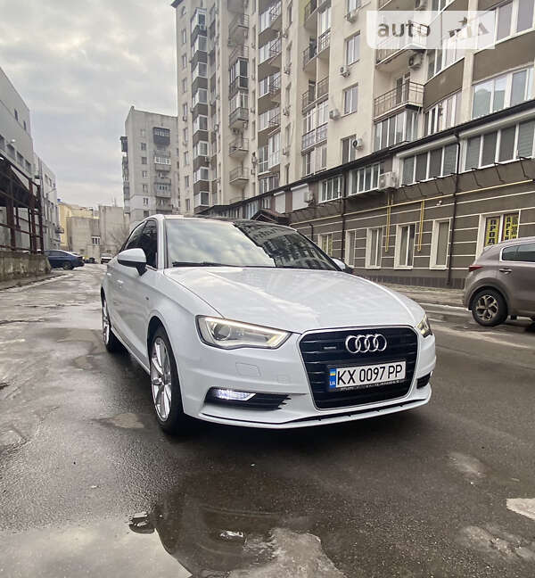 Седан Audi A3 2014 в Харькове