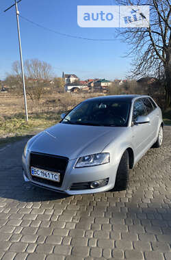 Хэтчбек Audi A3 2012 в Львове