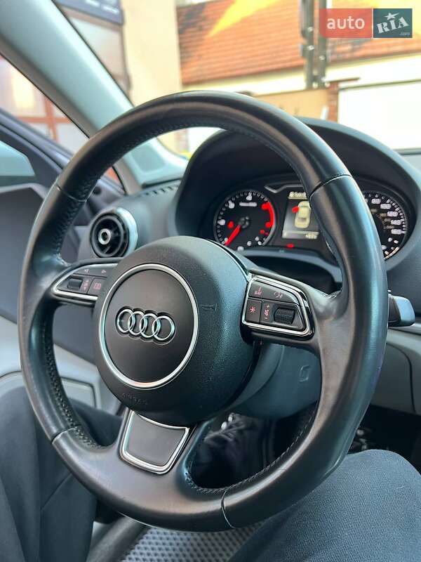Седан Audi A3 2014 в Одессе