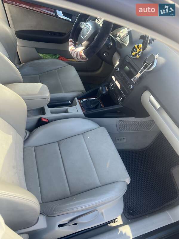 Хэтчбек Audi A3 2009 в Коростене