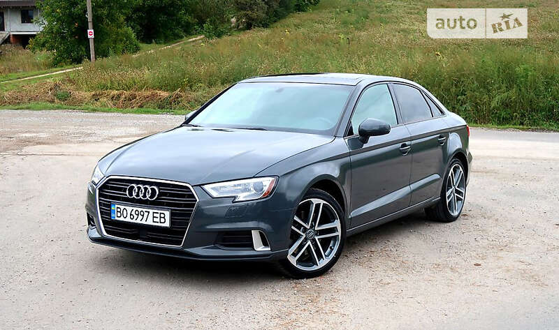 Седан Audi A3 2018 в 