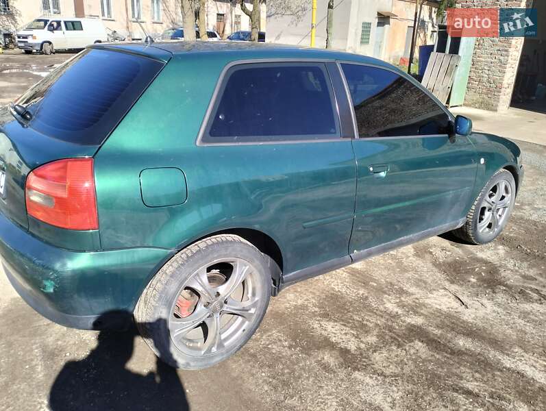 Хэтчбек Audi A3 1998 в Львове