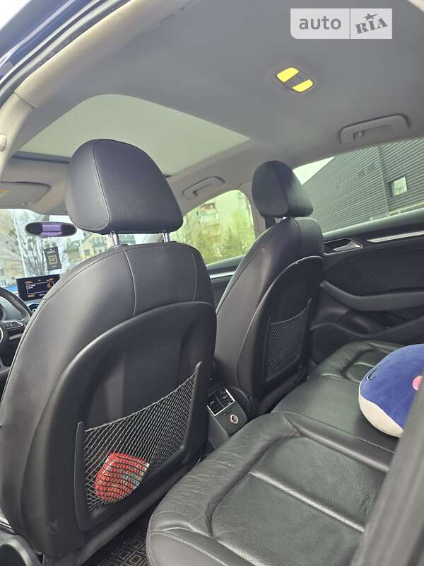 Седан Audi A3 2013 в Львове