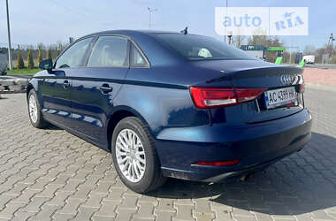 Седан Audi A3 2018 в Луцьку