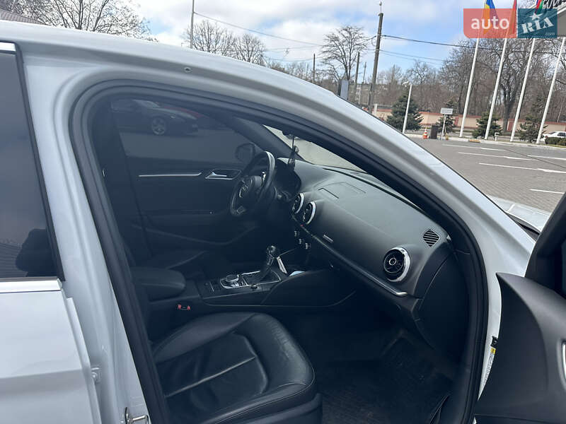Седан Audi A3 2014 в Одессе