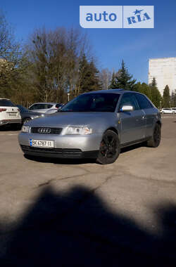 Хэтчбек Audi A3 1998 в Ровно