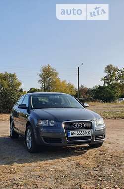 Хэтчбек Audi A3 2005 в Каменском