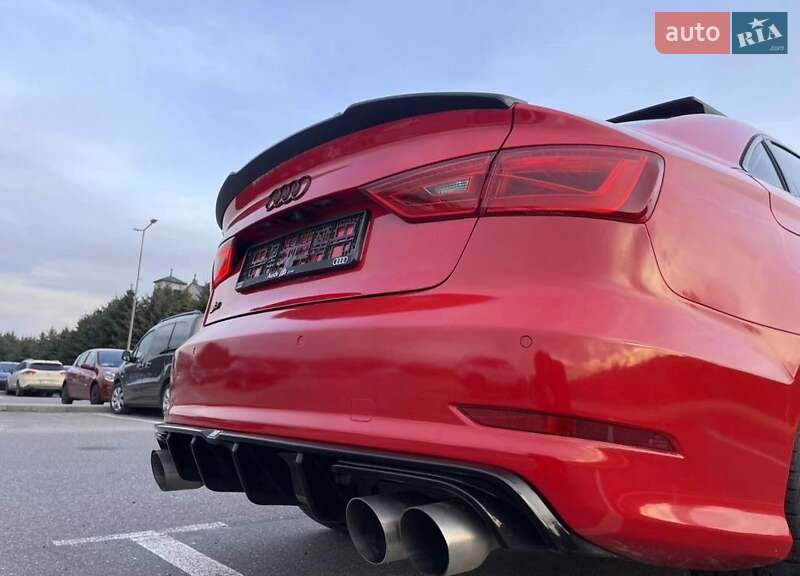 Седан Audi A3 2015 в Одессе
