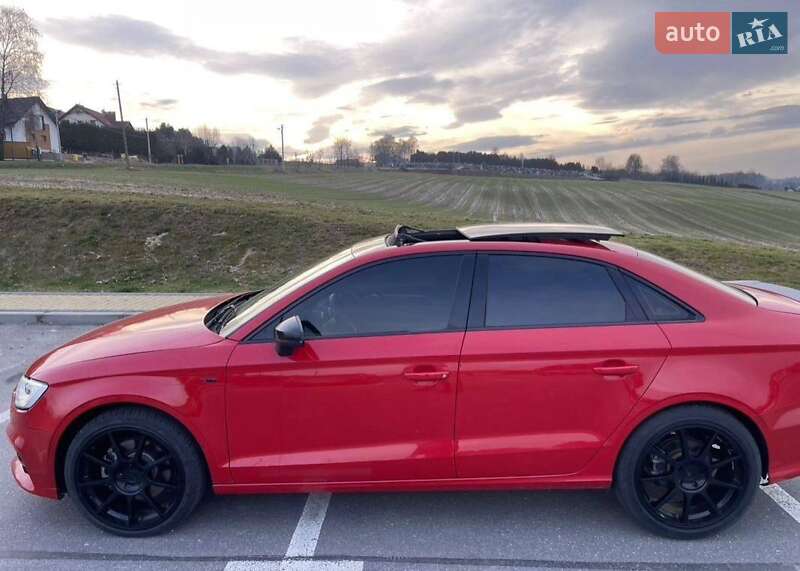 Седан Audi A3 2015 в Одессе