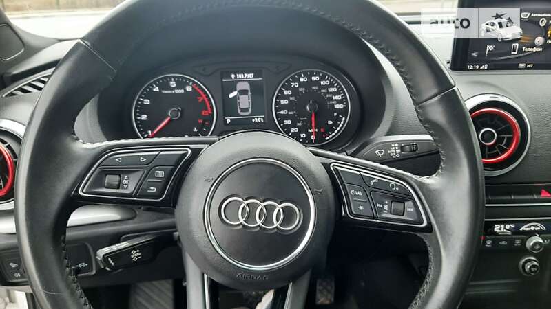 Седан Audi A3 2019 в Ровно