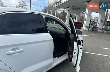 Седан Audi A3 2014 в 
