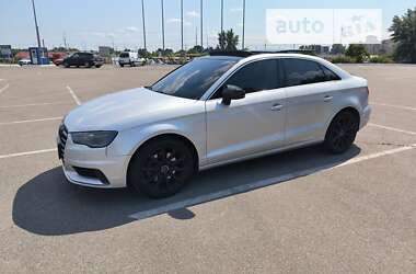 Седан Audi A3 2014 в Києві