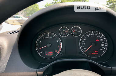 Хетчбек Audi A3 2005 в 