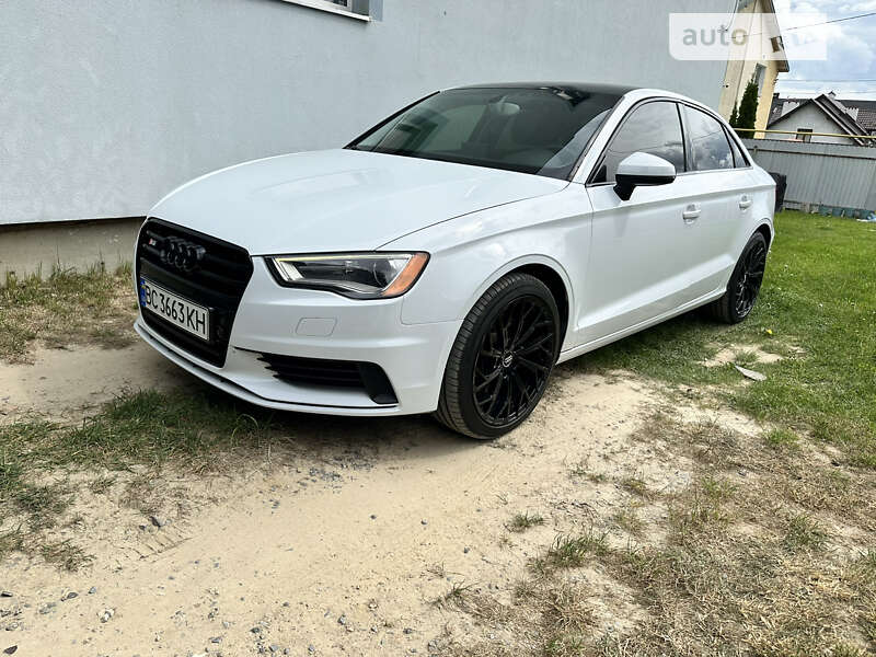 Седан Audi A3 2013 в Львові