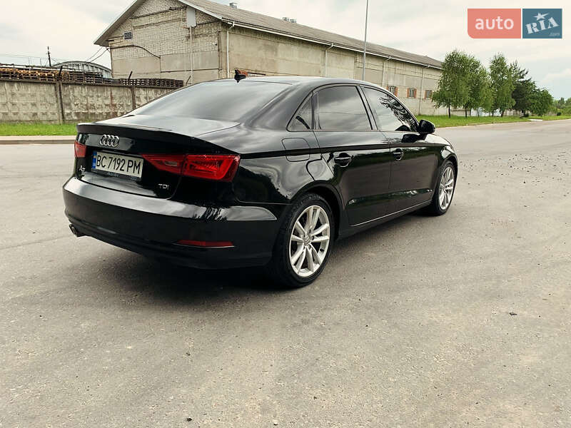 Седан Audi A3 2014 в Львове