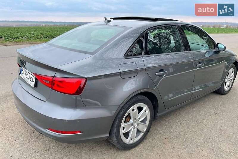 Седан Audi A3 2016 в Львове фото 3 Седан Audi A3 2016 в Львове