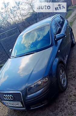 Хетчбек Audi A3 2004 в Карлівці