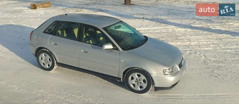 Хетчбек Audi A3 2001 в Добровеличківці