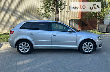 Хетчбек Audi A3 2010 в Дніпрі