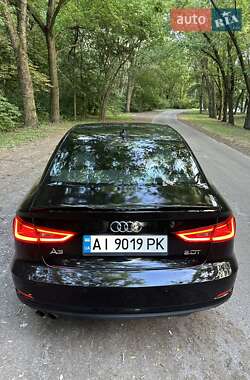 Седан Audi A3 2015 в 