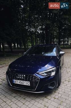 Хетчбек Audi A3 2021 в 