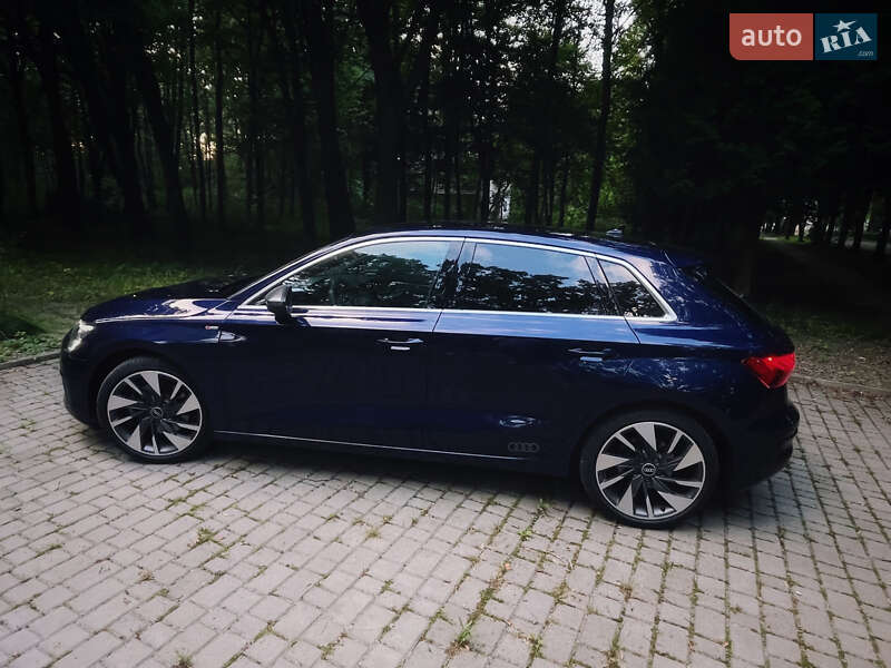 Хэтчбек Audi A3 2021 в Моршине