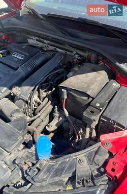 Хэтчбек Audi A3 2013 в 