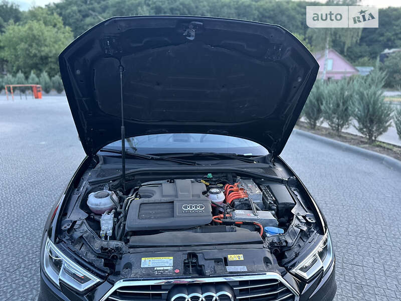Хэтчбек Audi A3 2017 в Полтаве