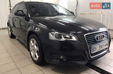 Хэтчбек Audi A3 2010 в Карловке